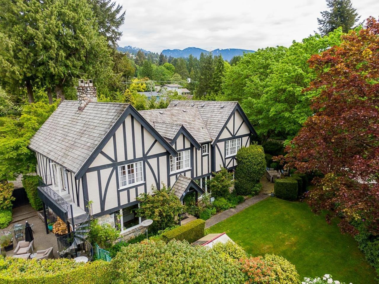 Suite Smart West Vancouver Zewnętrze zdjęcie